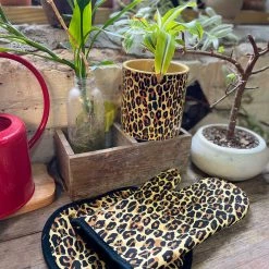 SOURPUSS LEOPARD OVEN MITT Shop Sourpuss