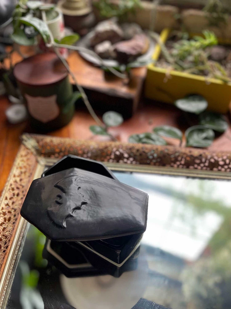 SOURPUSS COFFIN STASH BOX BLACK Haunted Homewares