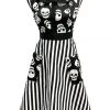 SOURPUSS LUST FOR SKULLS APRON