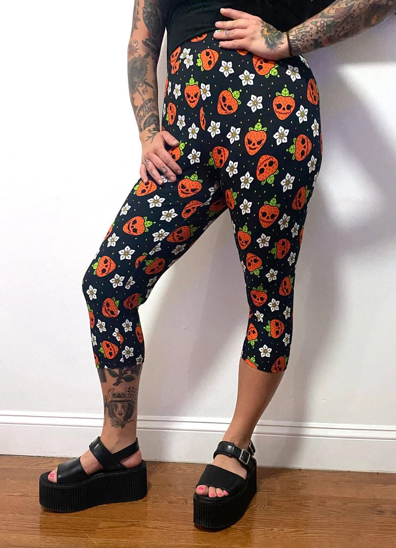 SOURPUSS BERRY DEAD KNIT CAPRIS What's New