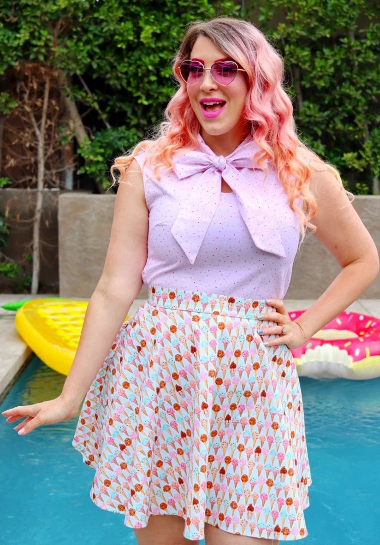 RETROLICIOUS COTTON CANDY CELEBRATE BOW TOP