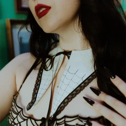 LIVELY GHOSTS CREEP COLLAR GHOST WHITE