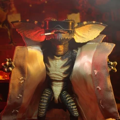 None GREMLINS ULTIMATE FLASHER 7" ACTION FIGURE Lifestyle