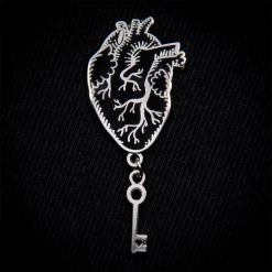 Accessories ECTOGASM GOTHIC ANATOMICAL HEART ENAMEL PIN