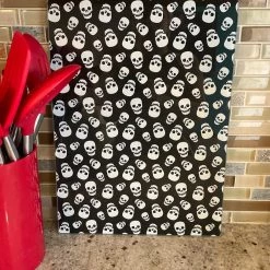 Haunted Homewares SOURPUSS LUST FOR SKULLS KITCHEN BOARD