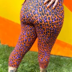 SOURPUSS ORANGE LEOPARD KNIT CAPRIS