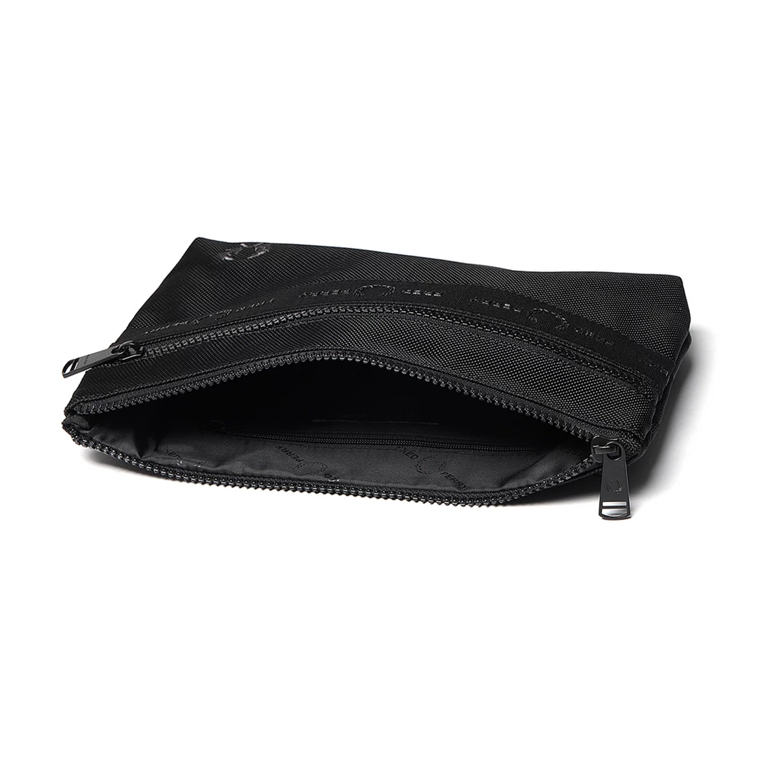 FRED PERRY TONAL TAPE SACOCHE CROSSBODY BAG
