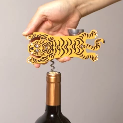 None TIGER 7-IN-1 BAR TOOL