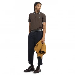 FRED PERRY TWIN TIPPED POLO CHOCOLATE/ICE Apparel