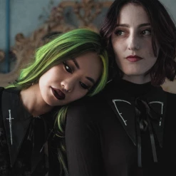 What's New LIVELY GHOSTS ULTRA VIOLENCE REVERSIBLE COLLAR