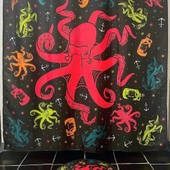 SOURPUSS UNDER THE SEA BATH MAT